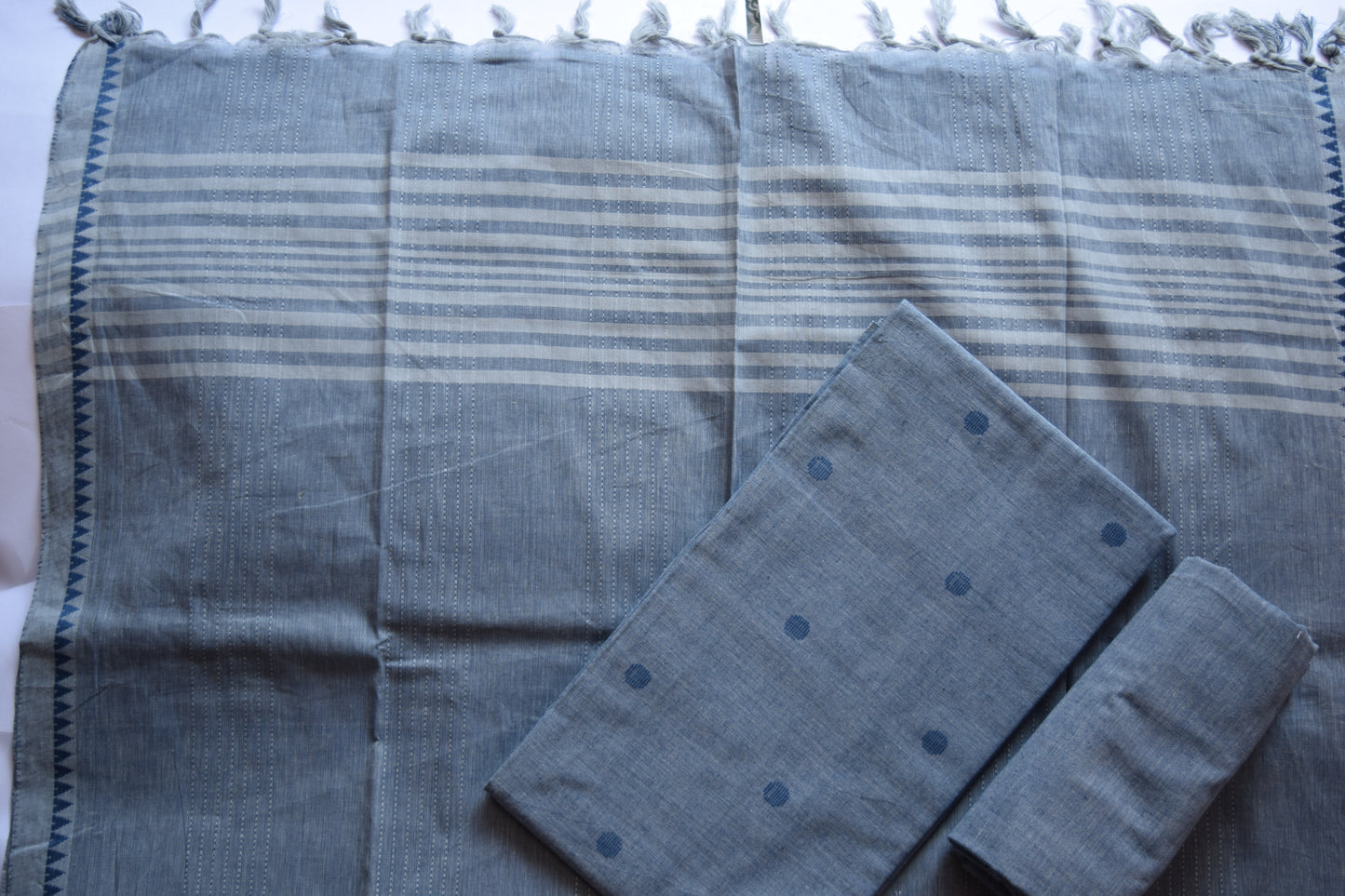 Blue-Gray Neelambari Handloom Cotton Unstitched Dress Material Suit