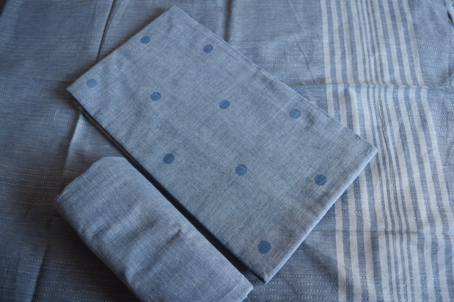 Blue-Gray Neelambari Handloom Cotton Unstitched Dress Material Suit